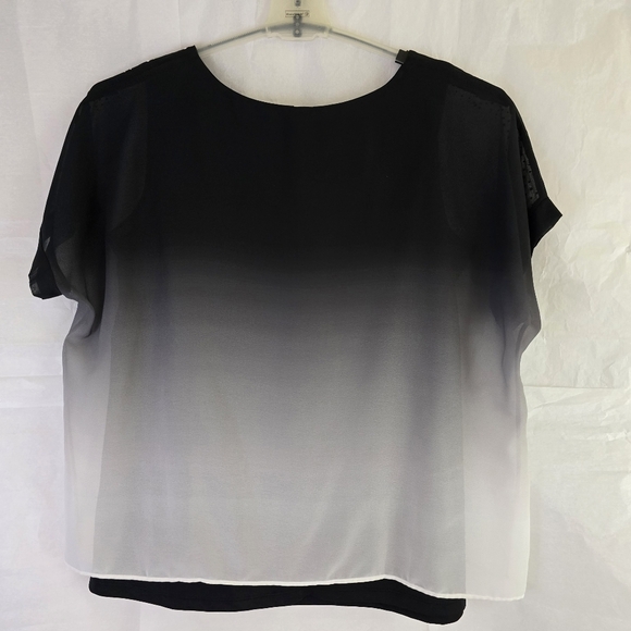 Venus Women Top SZ 16 Black Tank With Sheer Ombre Overlay Shoulder Sparkles - Picture 10 of 11